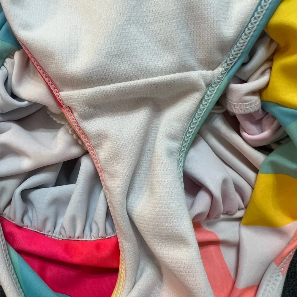 Betsy Johnson Girls ‘Sun Kissed’ Colorful Swimsuit with Pom Pom Trim. Size‎ 7/8